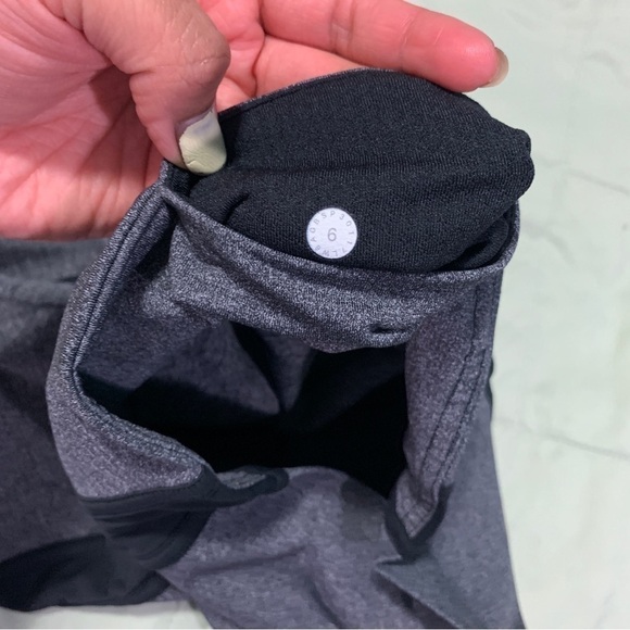 LULULEMON - Squad Goals Crop 17” - Picture 5 of 6